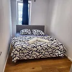Beautiful 3Room Condo Suitable For 6 Persons