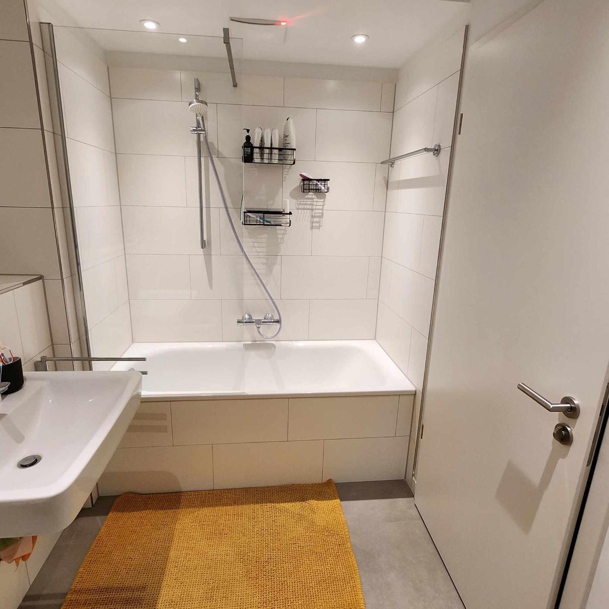 Beautiful 3room Suitable For 6 Persons Apartment *