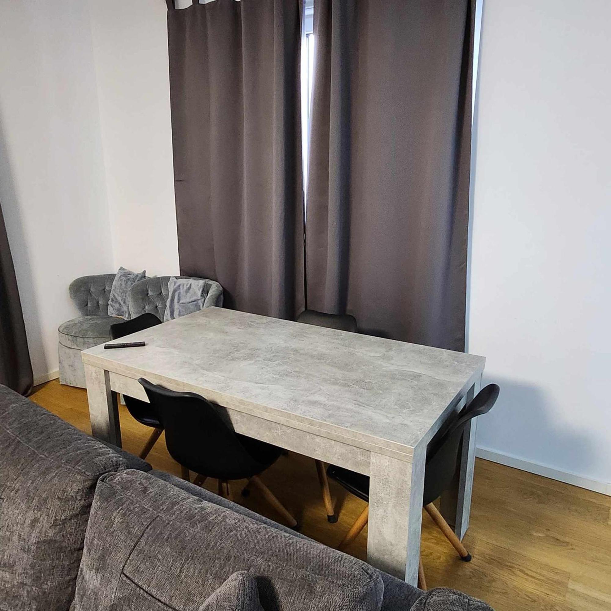Apartment Beautiful 3room Suitable For 6 Persons